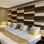 Xo Blue Tower 4*