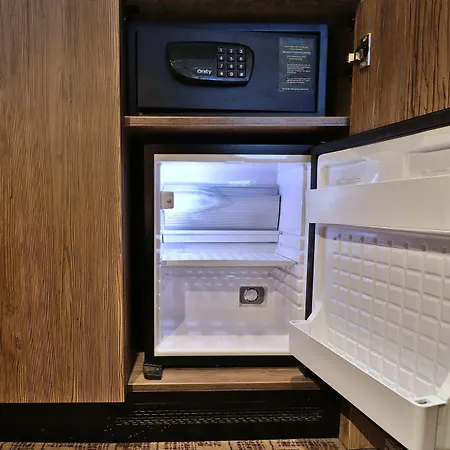 Xoホテルズ ブルータワー