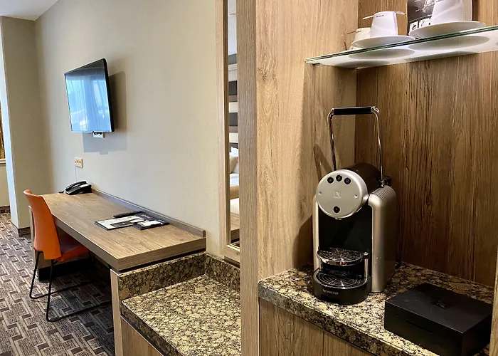 Hotel Xo Blue Tower 4*