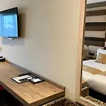 Xo Blue Tower 4* Amesterdão